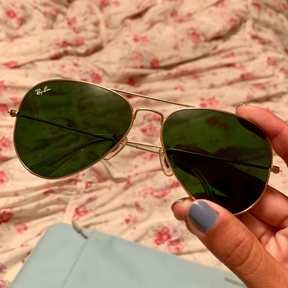 Ray-Ban Classic Aviator Sunglasses